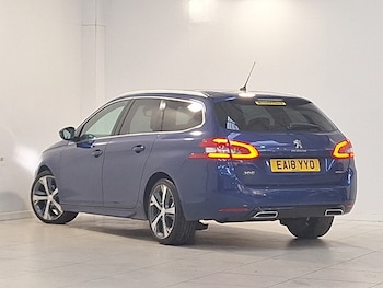 Used Peugeot 308 2018 for sale - 76579276: Photo