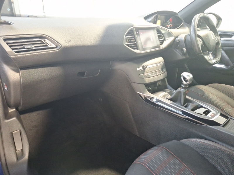 Used Peugeot 308 2018 for sale - 76579276: Photo 5