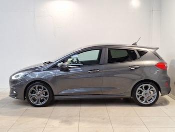 Used Ford Fiesta 2020 for sale - 77028590: Photo