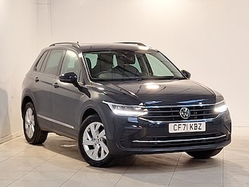 Volkswagen - Tiguan