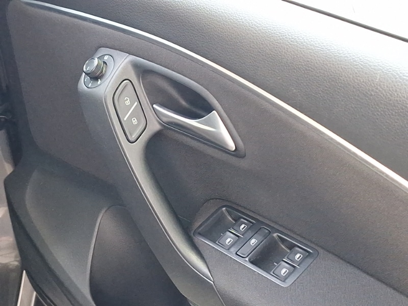 Used Volkswagen Polo 2016 for sale - 78203122: Photo 14