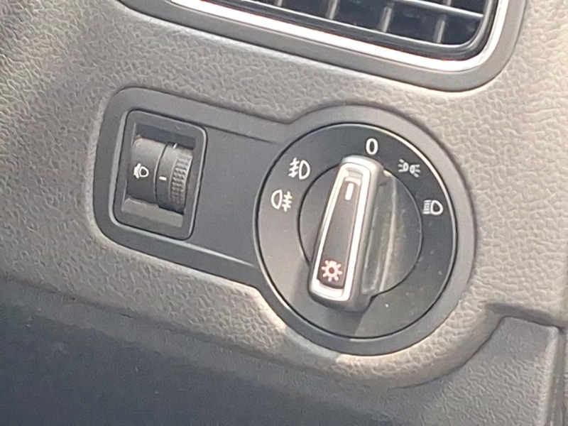 Used Volkswagen Polo 2016 for sale - 78203122: Photo 15