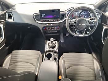 Used Kia XCeed 2023 for sale - 79647688: Photo