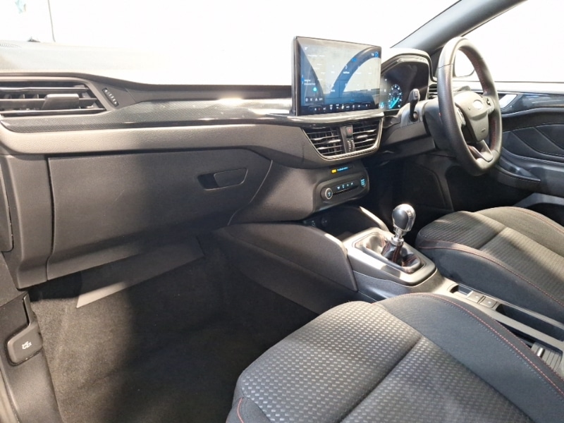 Used Ford Focus 2023 for sale - 76885477: Photo 5