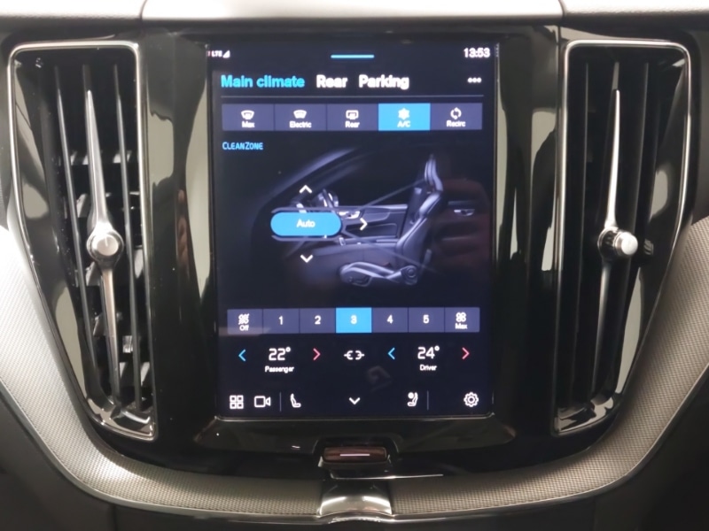 Used Volvo XC60 2023 for sale - 77189670: Photo 14