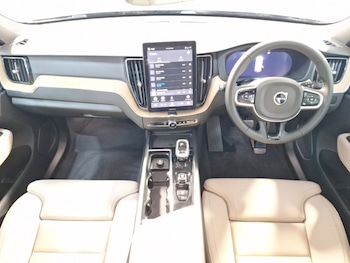 Used Volvo XC60 2025 for sale - 78994635: Photo