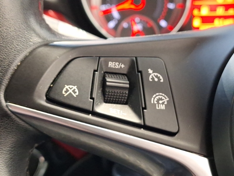 Used Vauxhall ADAM 2016 for sale - 77150156: Photo 16