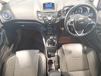 Used Ford Fiesta 2017 for sale - 75701979: Photo