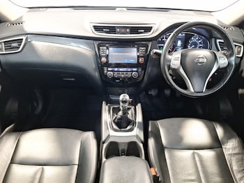Used Nissan X-Trail 2016 for sale - 76358894: Photo