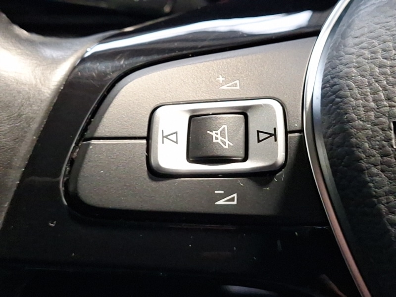 Used Volkswagen Polo 2018 for sale - 77058796: Photo 16