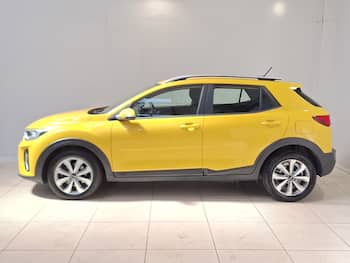 Used Kia Stonic 2023 for sale - 79662357: Photo