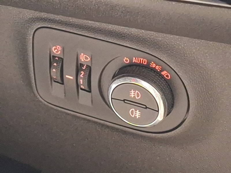 Used Vauxhall Corsa 2018 for sale - 76614052: Photo 15