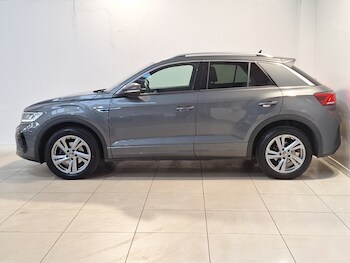 Used Volkswagen T-Roc 2023 for sale - 76964030: Photo