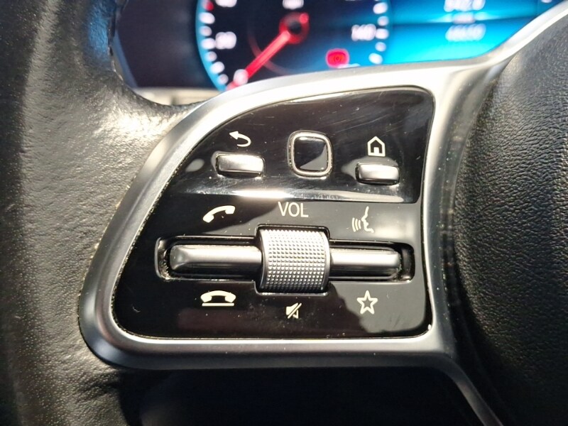 Used Mercedes-Benz C Class 2018 for sale - 76506909: Photo 18