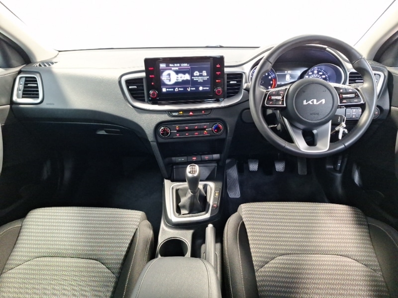 Used Kia Ceed 2024 for sale - 77648620: Photo 2