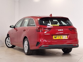 Used Kia Ceed 2024 for sale - 77648620: Photo