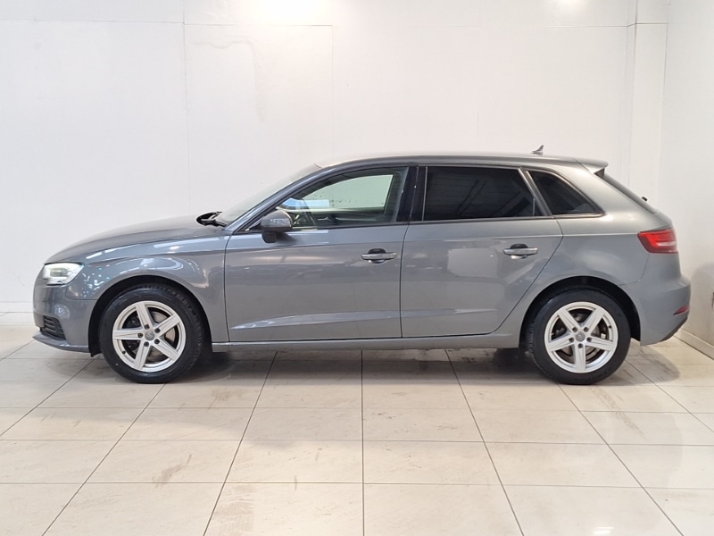 Used Audi A3 2017 for sale - 77750654: Photo 4