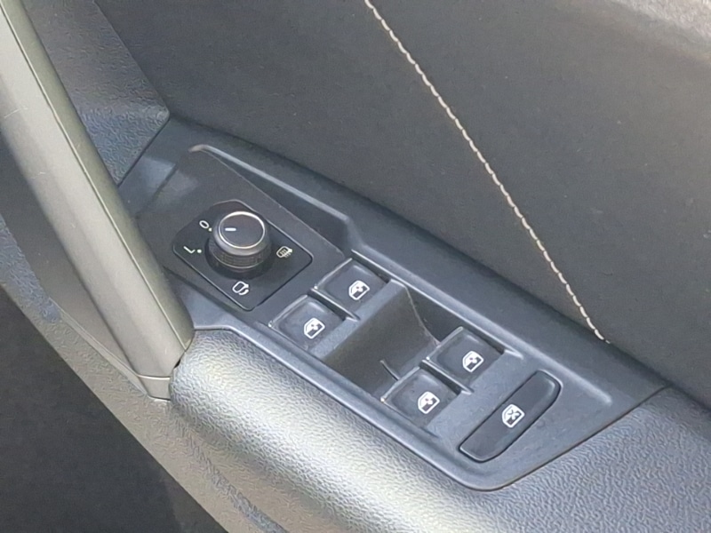 Used Volkswagen Tiguan 2019 for sale - 76478673: Photo 14