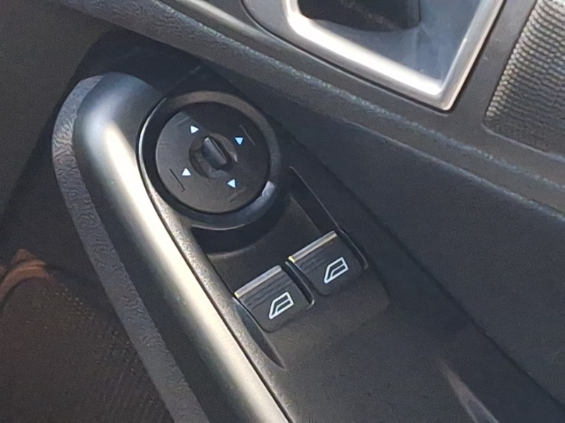 Used Ford Fiesta 2017 for sale - 76970180: Photo 14