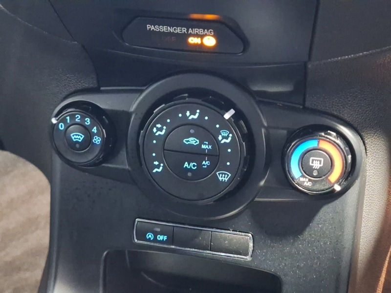 Used Ford Fiesta 2017 for sale - 76970180: Photo 16