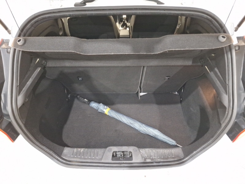 Used Ford Fiesta 2017 for sale - 76970180: Photo 8