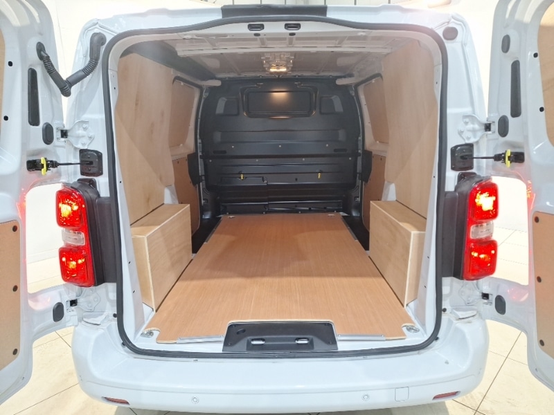 Used Vauxhall Vivaro 2024 for sale - 76707984: Photo 8