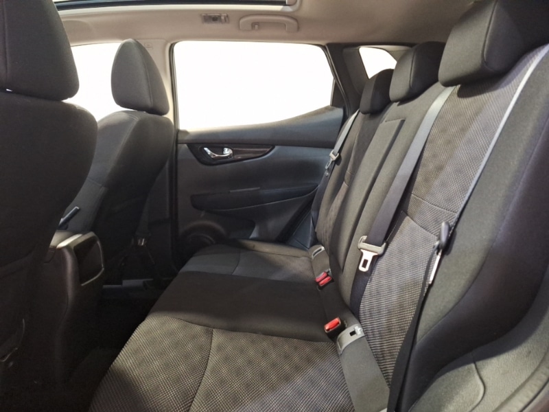 Used Nissan Qashqai 2017 for sale - 76614019: Photo 6