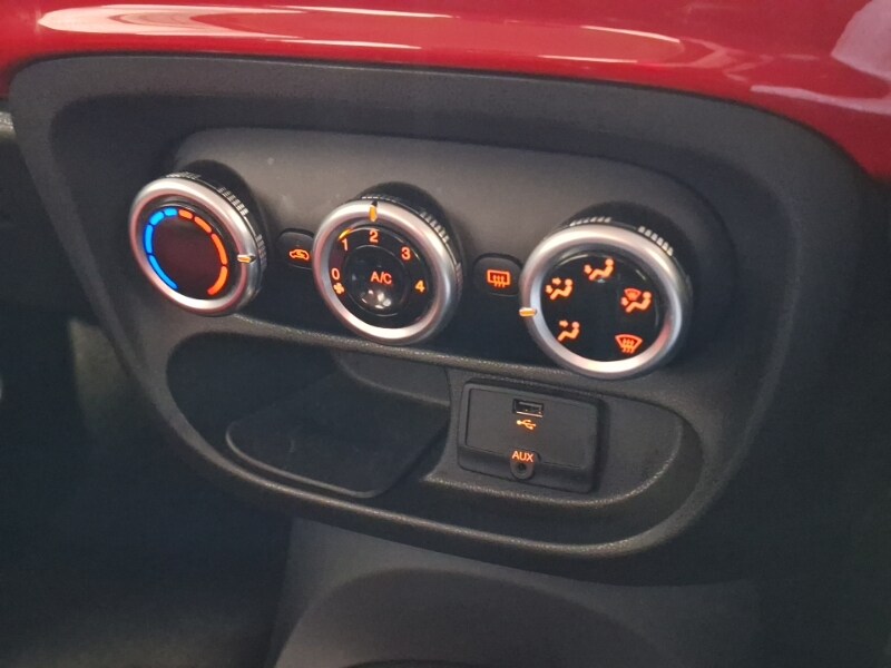 Used Fiat 500L 2015 for sale - 76639398: Photo 11