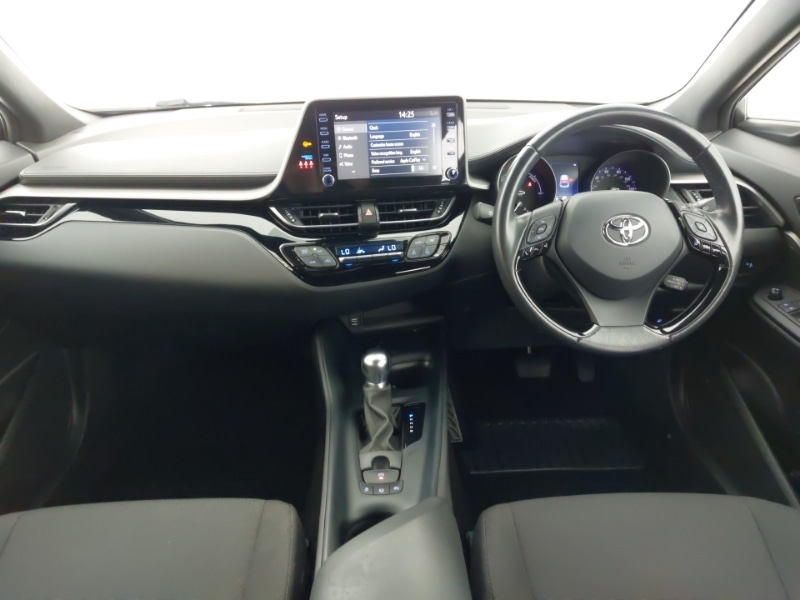Used Toyota C-HR 2021 for sale - 76392939: Photo 2