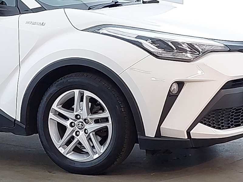 Used Toyota C-HR 2021 for sale - 76392939: Photo 9