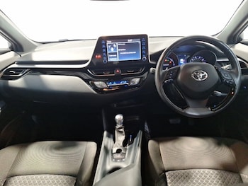 Used Toyota C-HR 2022 for sale - 79020567: Photo