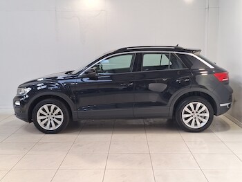 Used Volkswagen T-Roc 2019 for sale - 78126306: Photo