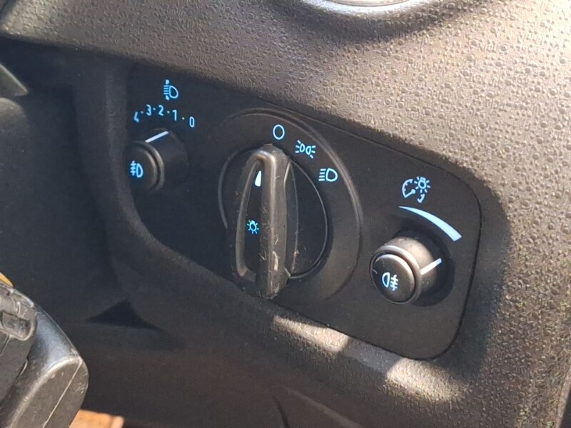 Used Ford Fiesta 2017 for sale - 76556228: Photo 15