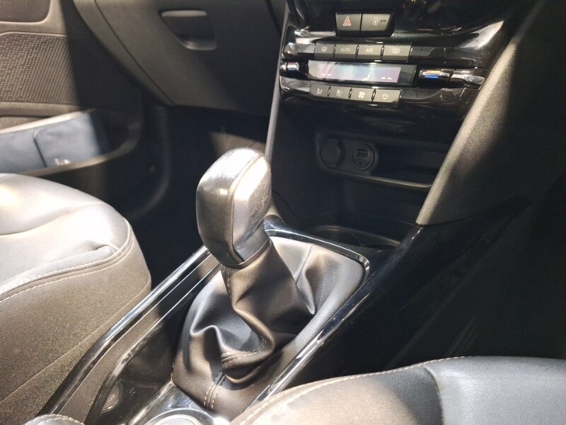 Used Peugeot 2008 2017 for sale - 78126258: Photo 11