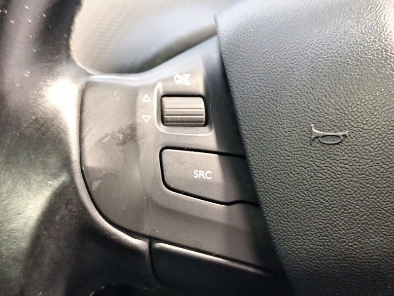 Used Peugeot 2008 2017 for sale - 78126258: Photo 16