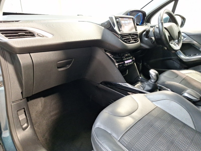 Used Peugeot 2008 2017 for sale - 78126258: Photo 5