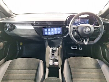 Used Alfa Romeo Junior 2025 for sale - 78071307: Photo