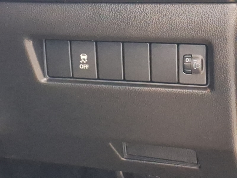 Used Suzuki Swift 2018 for sale - 77585125: Photo 15