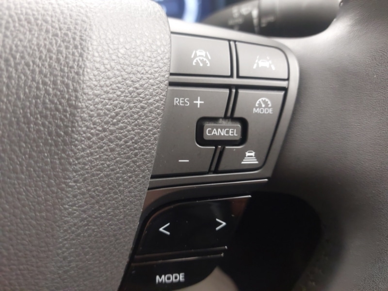 Used Toyota C-HR 2024 for sale - 76354594: Photo 17
