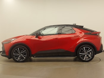 Used Toyota C-HR 2024 for sale - 76354594: Photo