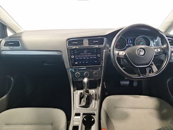 Used Volkswagen Golf 2019 for sale - 79087065: Photo