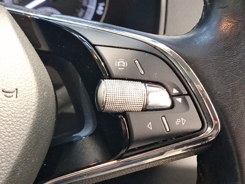 Used Skoda Karoq 2021 for sale - 76752064: Photo 16