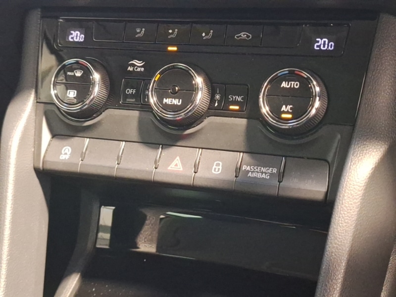 Used Skoda Karoq 2021 for sale - 76752064: Photo 18