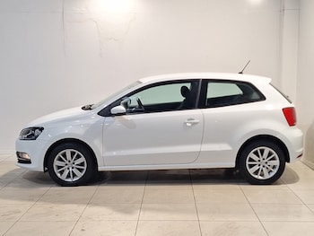 Used Volkswagen Polo 2014 for sale - 77454078: Photo