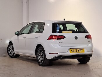 Used Volkswagen Golf 2017 for sale - 77644488: Photo