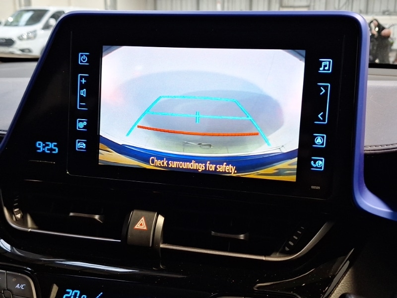 Used Toyota C-HR 2018 for sale - 77100400: Photo 10