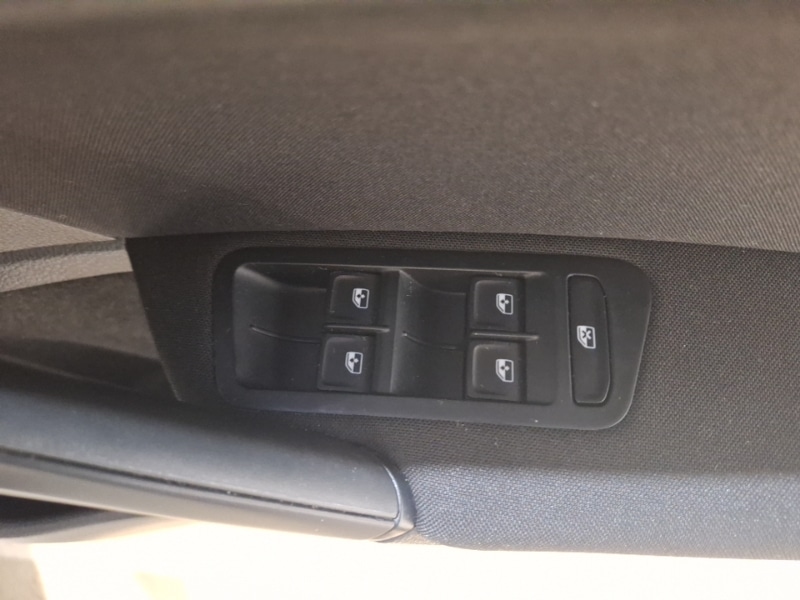 Used Volkswagen Golf 2019 for sale - 77357842: Photo 12