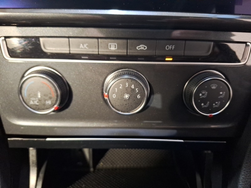 Used Volkswagen Golf 2019 for sale - 77357842: Photo 14