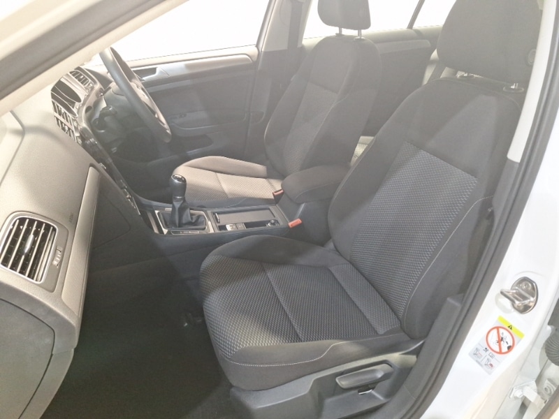 Used Volkswagen Golf 2019 for sale - 77357842: Photo 5