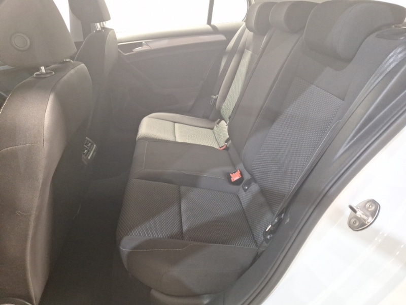 Used Volkswagen Golf 2019 for sale - 77357842: Photo 6